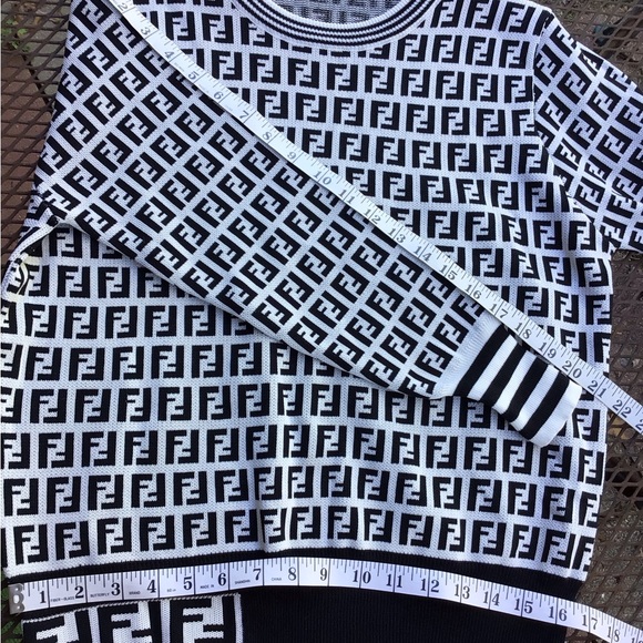 Fendi F Logo Set Size XS/S - Picture 4 of 9